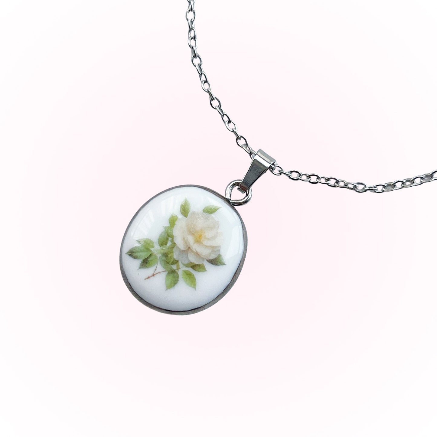 Camellia flower necklace