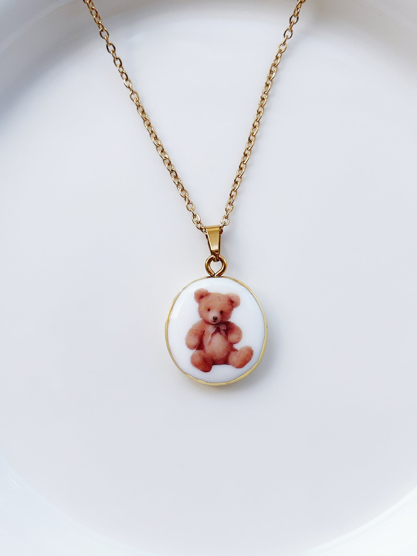Teddy bear necklace