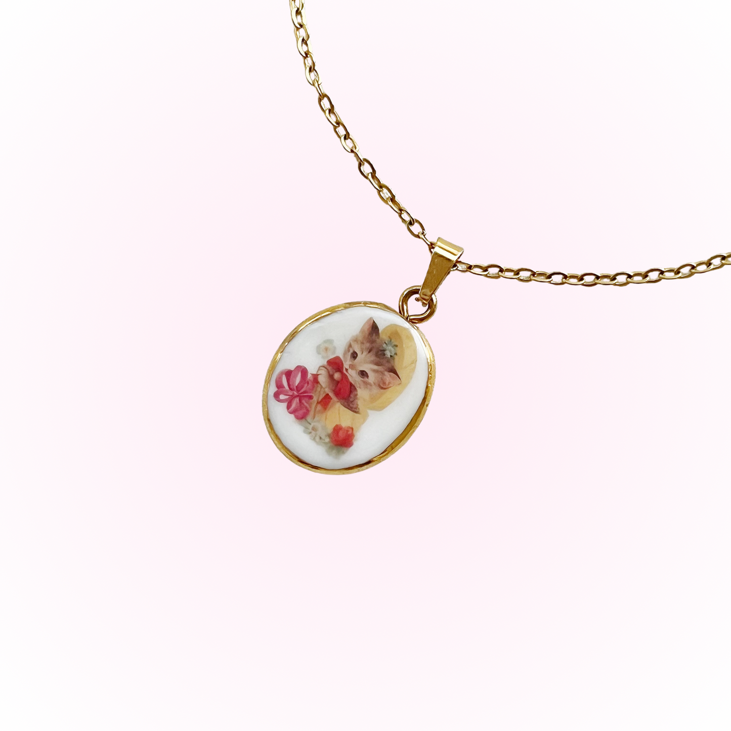 Kitty in the basket necklace