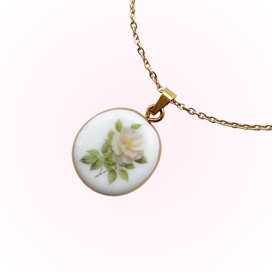 Camellia flower necklace