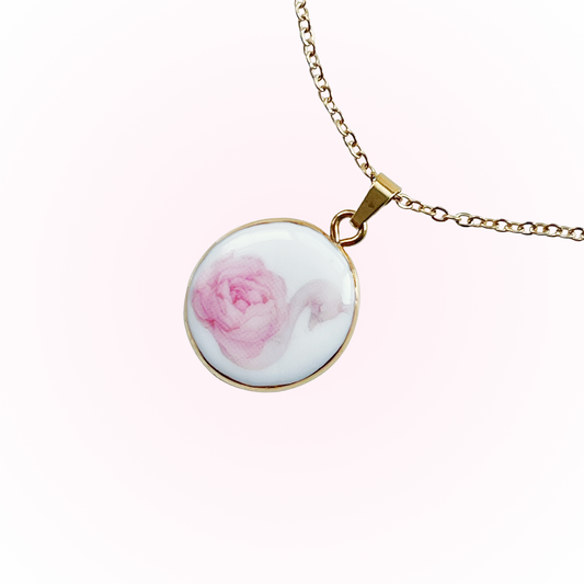 Pink roses swan necklace