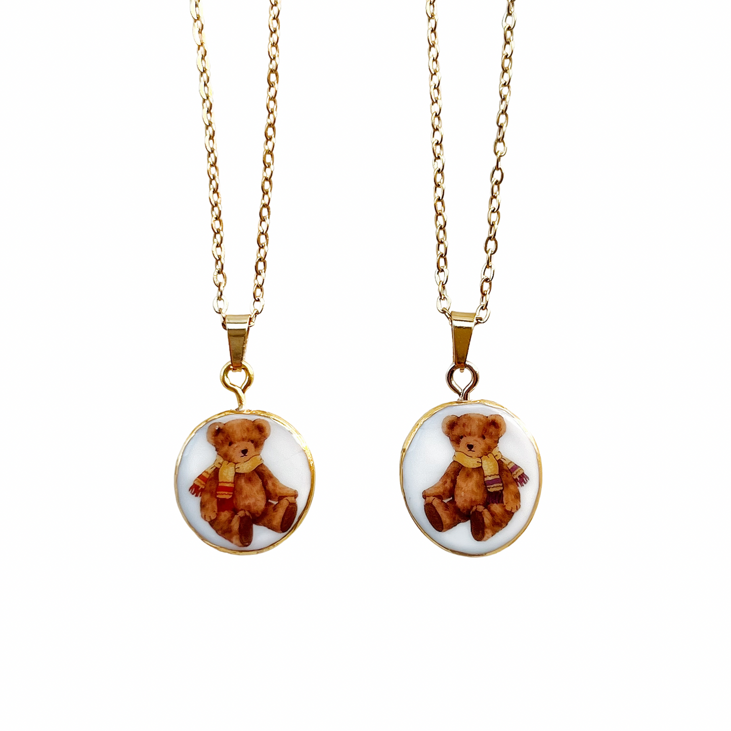 Teddy bear friends necklace